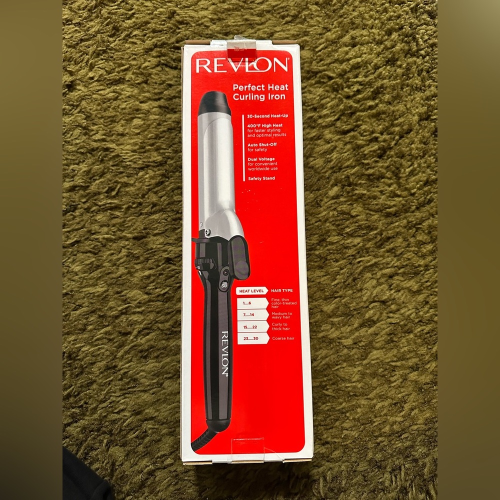 Revlon Perfect Heat Curling Iron 1 1/2 Inch Ceramic Barrel